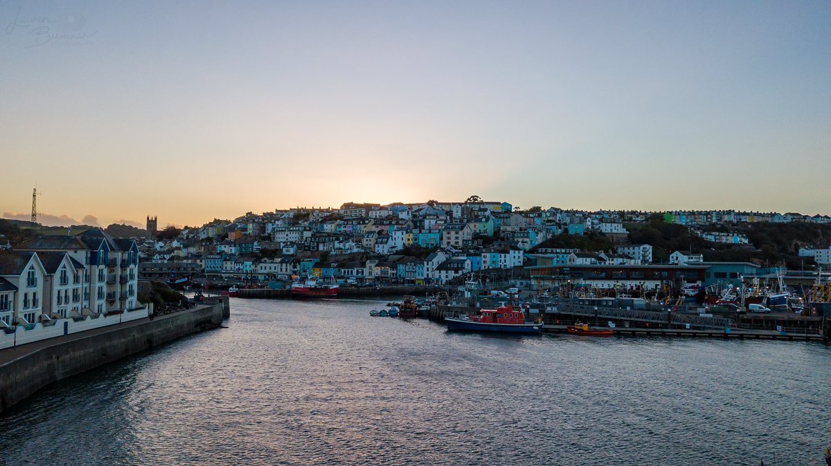 LBPhotography96's tweet photo. Harbour Access by Lauren Bremner.
#laurenbremnerphotography #nikonfever #travellingthroughtheworld #travelgram #wanderlust #nature #travelholic #lifeofadventure #photographyislife #gramsofearth #yourshotphotographer #TheBest_Capture #Brixham #dronephotography #raw_drone #drone https://t.co/j0HWfzLXDB