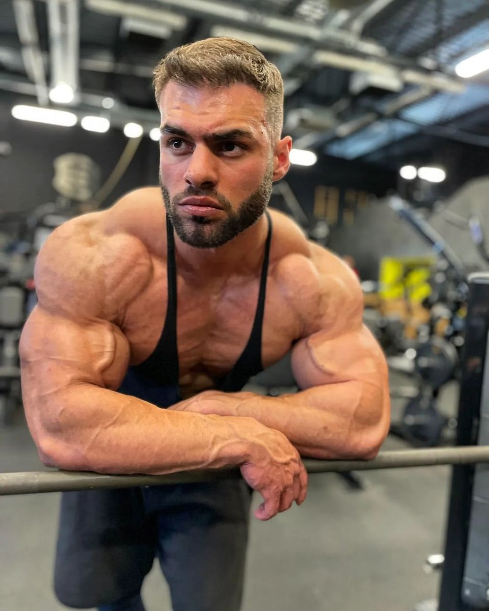 Byczq on Twitter: "IG: mikefitko"