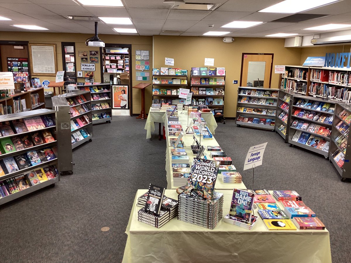 zieglersLLC's tweet photo. @RooseveltLLC is set and ready for our book fair on Monday and Wednesday next week. Our LLC has been transformed. We’re also grateful to welcome author, Tae Keller, on Wednesday to present to our students and chat about her newest book. #D90Learns #D90RMS https://t.co/c1g7xSl4a4