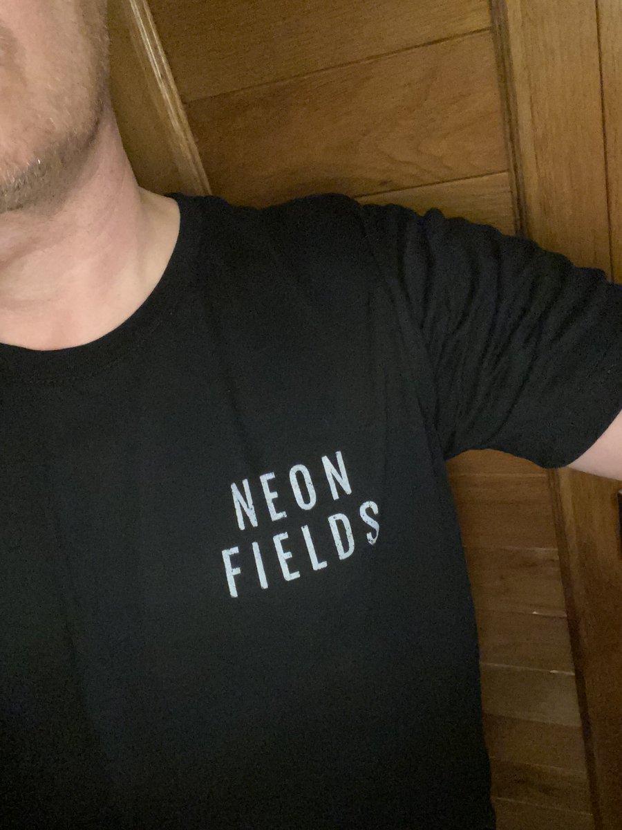 shaun_pinney's tweet photo. Hey @bbc6music π am I too late!
Please play the band NEON FIELDS on the show today for #tshirtday
Thanks! ππ»
I recommend their song #LightThemUp π€π€π€
@neonfieldsband #neonfieldsband https://t.co/J2sbDTXhcL