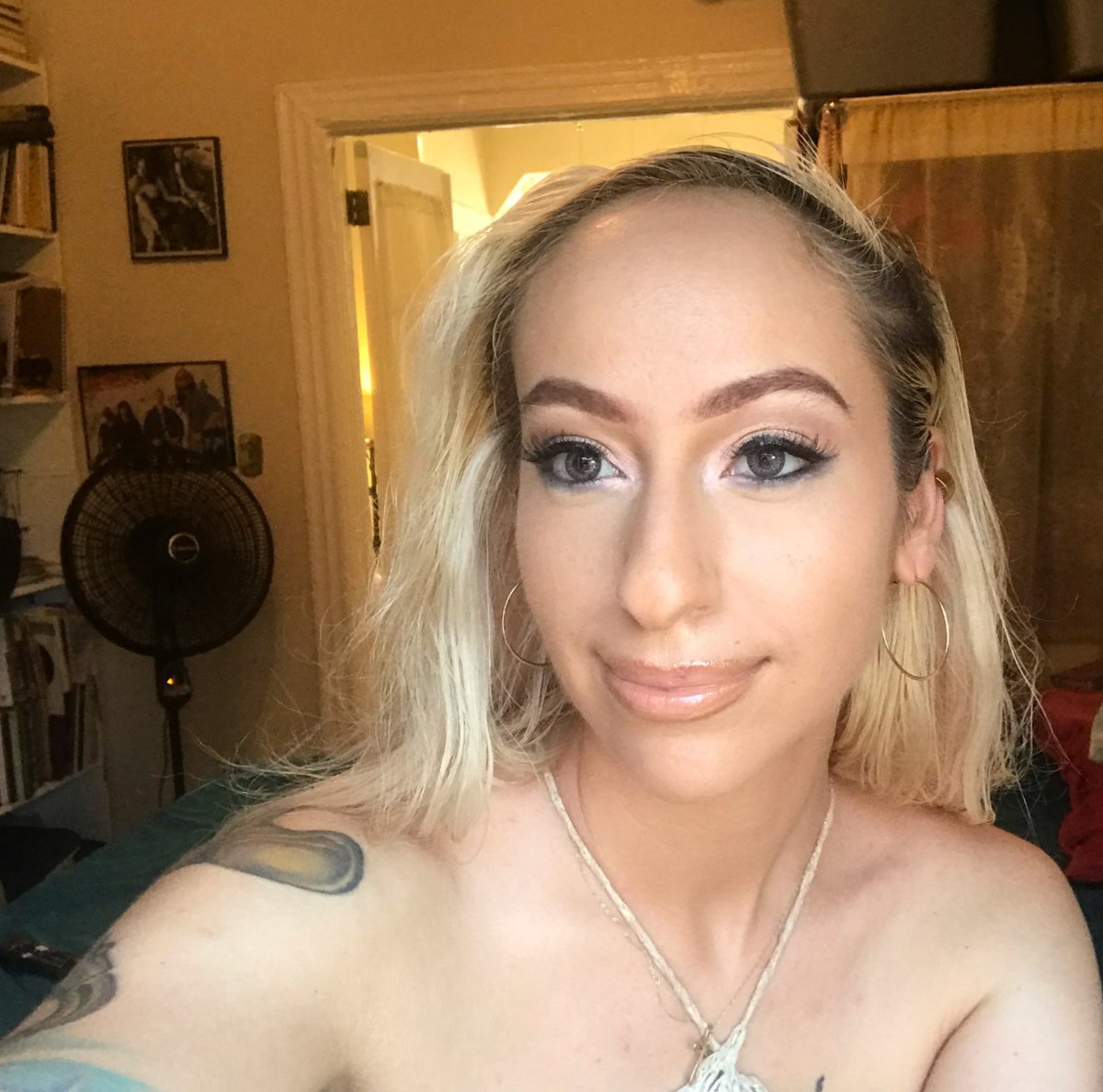 Samirasweet21's tweet photo. Wer würde mir sein Schwanz Tief in den Hals Stecken🍆🔥Retweet https://t.co/cMPfSBs4Wo