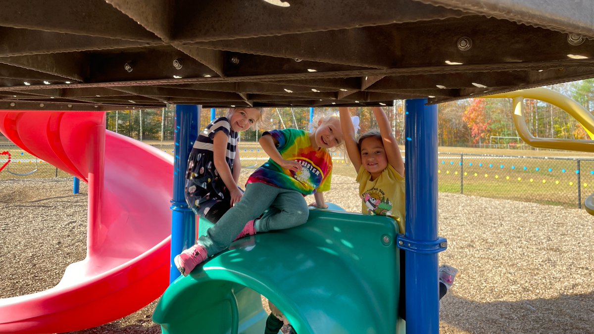 Sangster Elementary tweet media