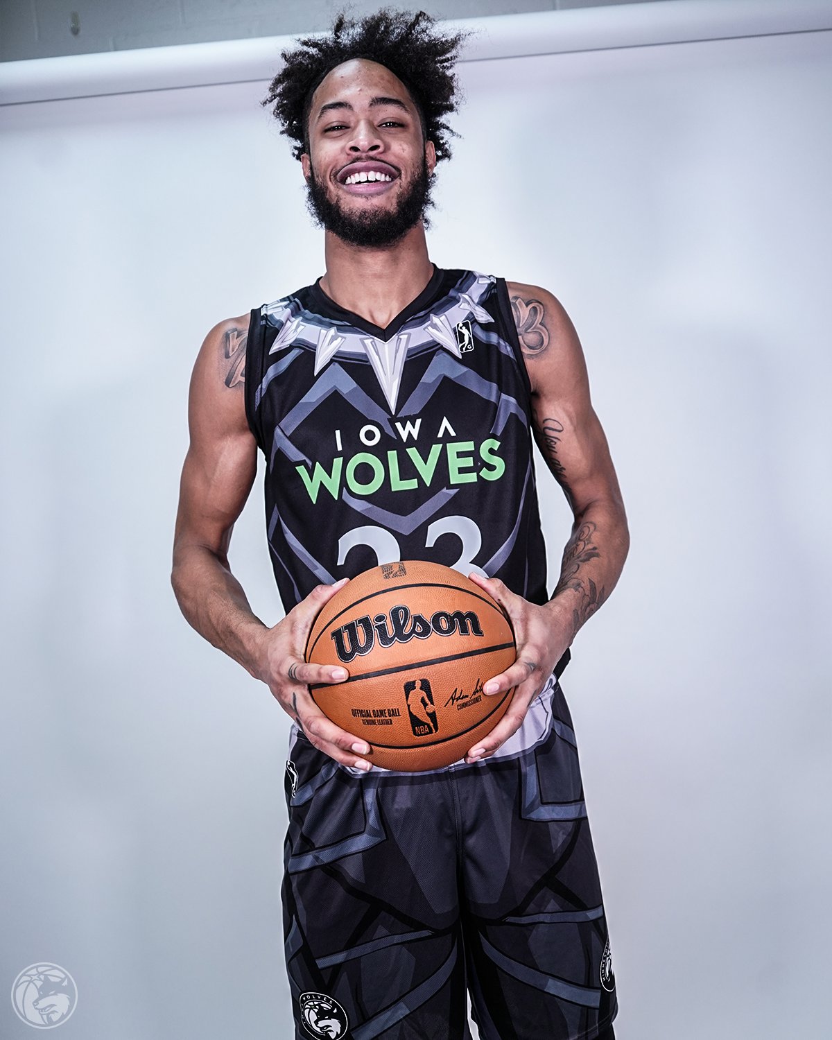 wolves basketball jersey