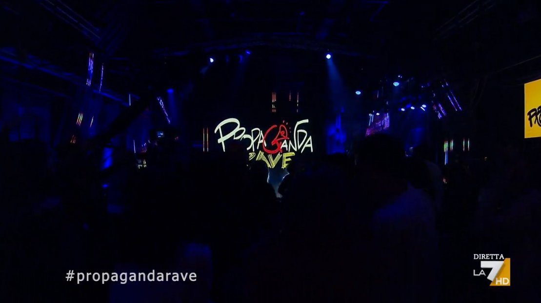 Propaganda Live (@welikeduel) on Twitter photo Eccoci in diretta dal Teatro 2 degli Studios di via Tiburtina in Roma con la puntata numero 8 di #propagandalive 
#propagandarave Eccoci in diretta dal Teatro 2 degli Studios di via Tiburtina in Roma con la puntata numero 8 di #propagandalive 
#propagandarave