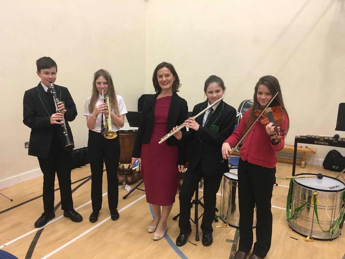 lucyallan's tweet photo. Most inspiring #LevellingUp project #Telford @OldParkPrimary @InHarmonyTS every child learns instrument. Govt boasts of @ace_national funding for wine bar @albertloveslive + heritage site @IronbridgeGMT as ‘levelling up’ yet funding for disadvantaged kids cut @michelledonelan https://t.co/4Ztn2vIVd9