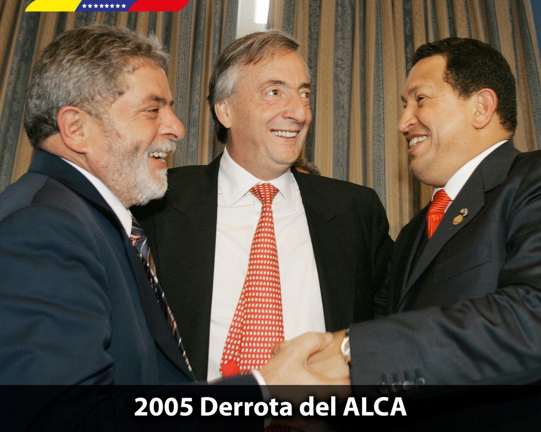 JuanjoAngl's tweet photo. Vivan nuestros pueblos latinoamericanos. #AlcaAlCarajo https://t.co/tP7BY3SoGl