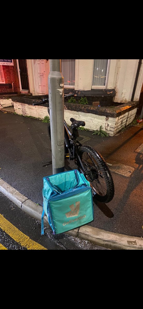 MerPolTraffic's tweet image. The rider of this bike was stopped due to no lights. Then provided false details and tried to run away but was detained. Bike found to be of excess power and therefore classed as ‘motor vehicle’ - rider reported for licence and insurance offences and bike seized #MRPU #SYN1