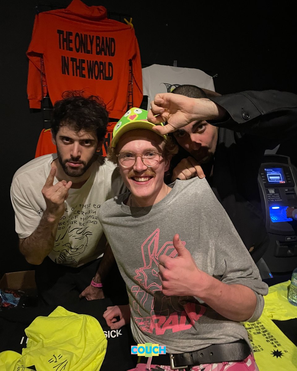 To see one of my biggest inspirations and favourite musicians wear one of my designs truly means the world to me and it fills my heart with so much love. I am beyond thankful that I was finally able to meet Jean and give him the balaclava that I once dreamed of him receiving!🥹❤️