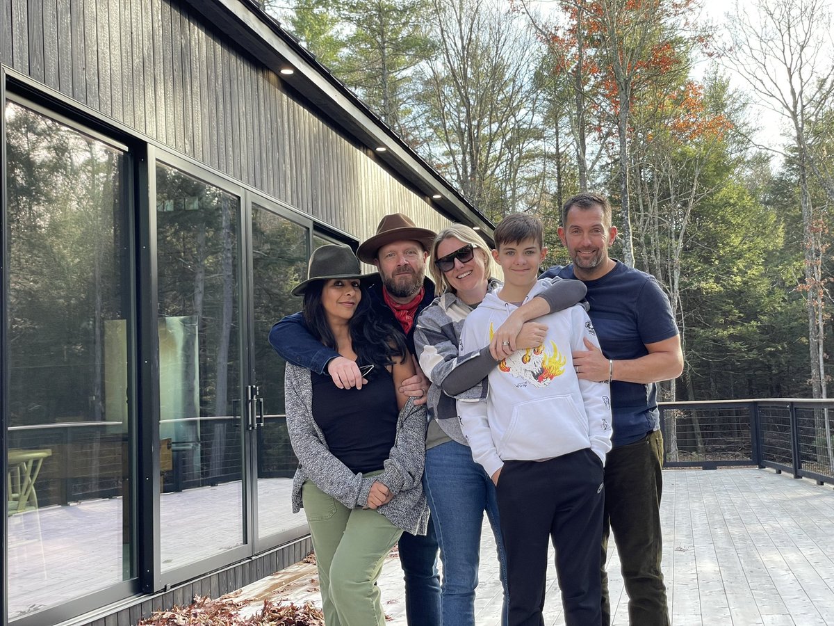 gilesskill's tweet image. Spending special time with friends up state NYC