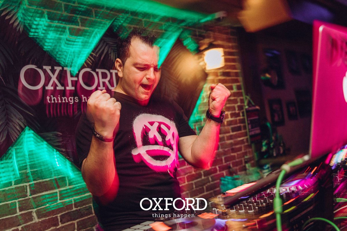 #music #dj #djlife #djenzo #oxfordpub #weekend #goodvibes #friends