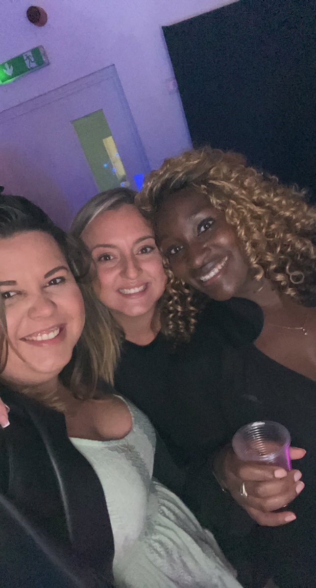 lottiekitt's tweet photo. Never been so grateful for over covid to be able to come tonight for Chevaun birthday and be back with these two @austin_jessica  #dreamteam #missthesegirls #workteam https://t.co/t9a2gIyG5A