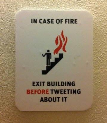 reputatiegroep's tweet image. Diversiteit aan ideeën, wijsheden, weetjes en talloze meningen die bevestigen hoe sommigen soms zo boos en hoe velen toch ook zo mild kunnen zijn. En dat er meer is dan @twitter alleen