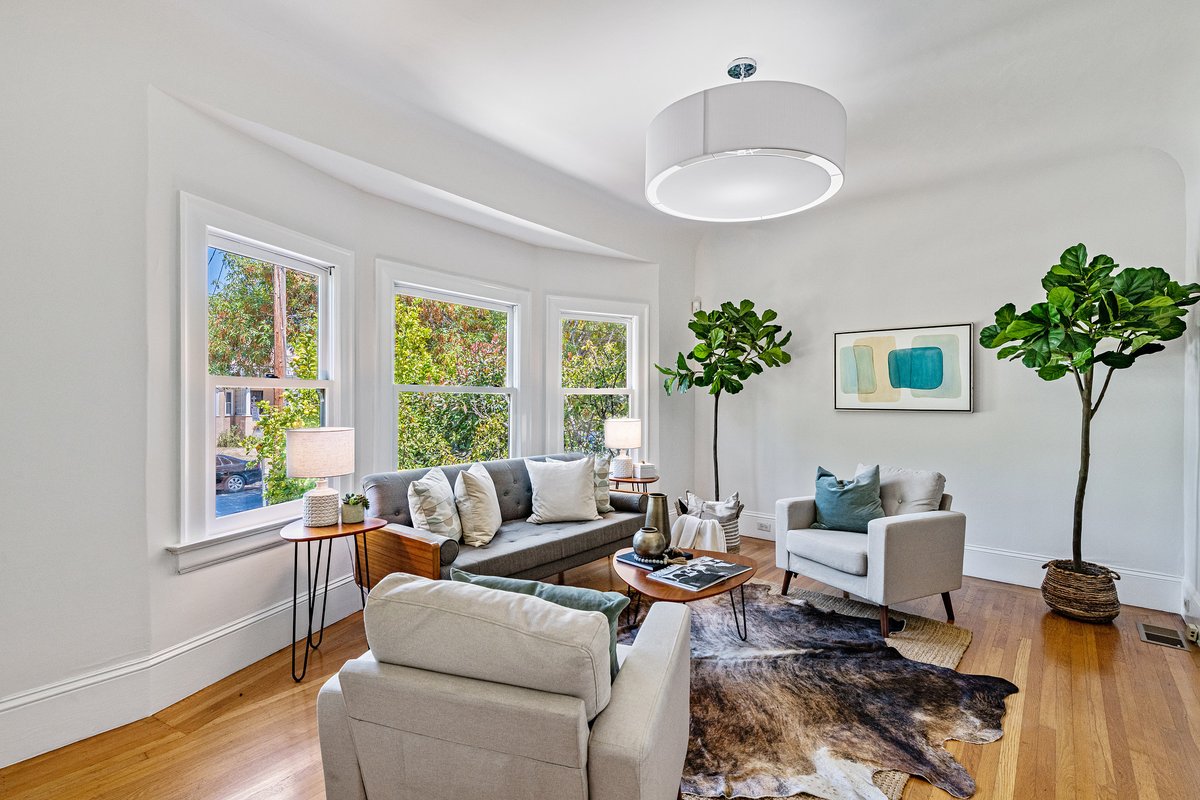 melodyhultgren's tweet photo. Open House on Sunday: 737 61st St, Oakland, CA
Single Family Home | 3 BR, 1 BA, 2 Parking Space
List at $1,199,000
Sunday, Nov 6th 2pm - 4pm
https://t.co/kRXArld1ge
Melody Hultgren | DRE# 01379851
(415) 601-6915 
Patrick MacCartee | DRE# 01350213
(510)859-4895 
#sundayopenhouseca https://t.co/Lt865PbUW2