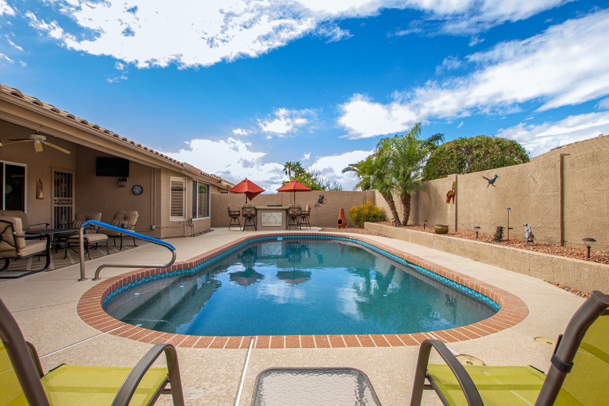 Just listed by Laurie Lavine of Arizona Premier Realty Homes & Land LLC...this 1735 sq. ft. home with a heated pool in Westbrook Village, Peoria for $489900. Here is a link to the MLS listing for numerous photos and remarks: my.flexmls.com/lavineteam/sea…