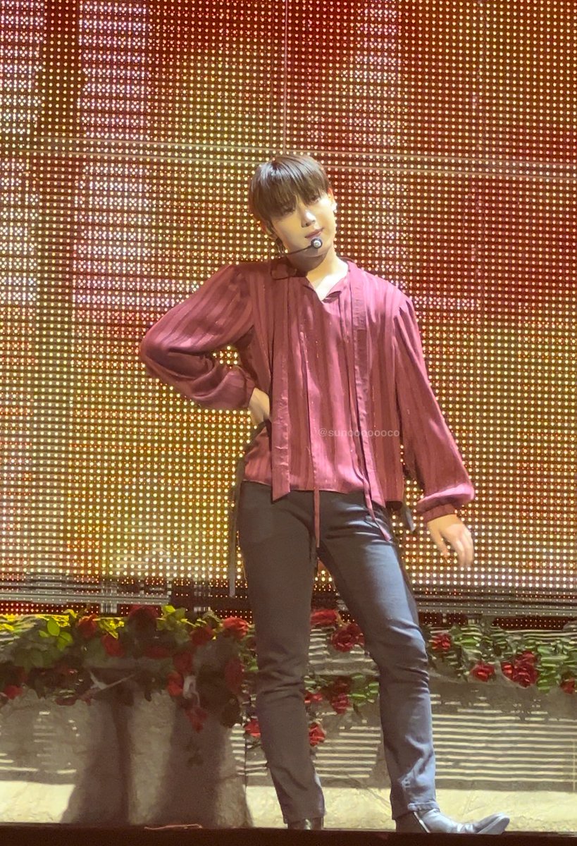 this is how sunoo stands