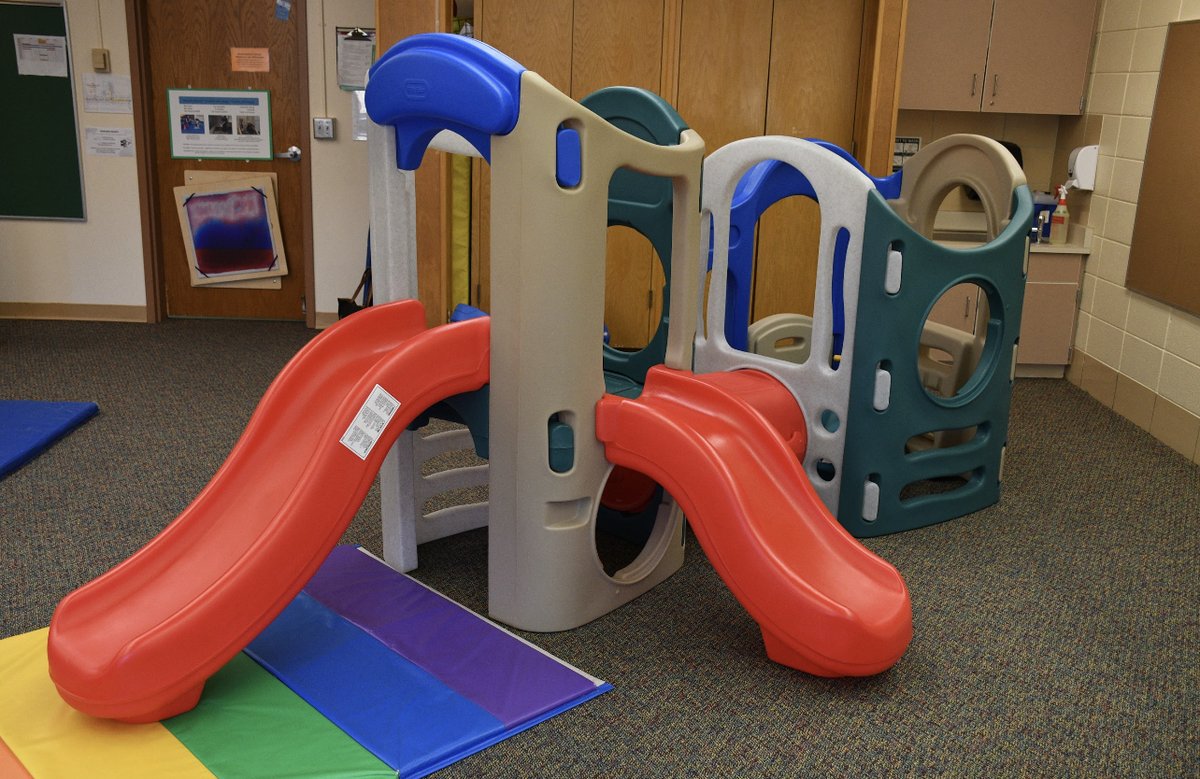 bps271's tweet image. Kudos to the Early Learning Advisory Council, who raised $5,535 to purchase new gross motor equipment for Southwood Center, exceeding their goal of $2,500.

The equipment encourages students' movement and coordination by using hand-eye or foot-eye coordination skills. #BPSPride