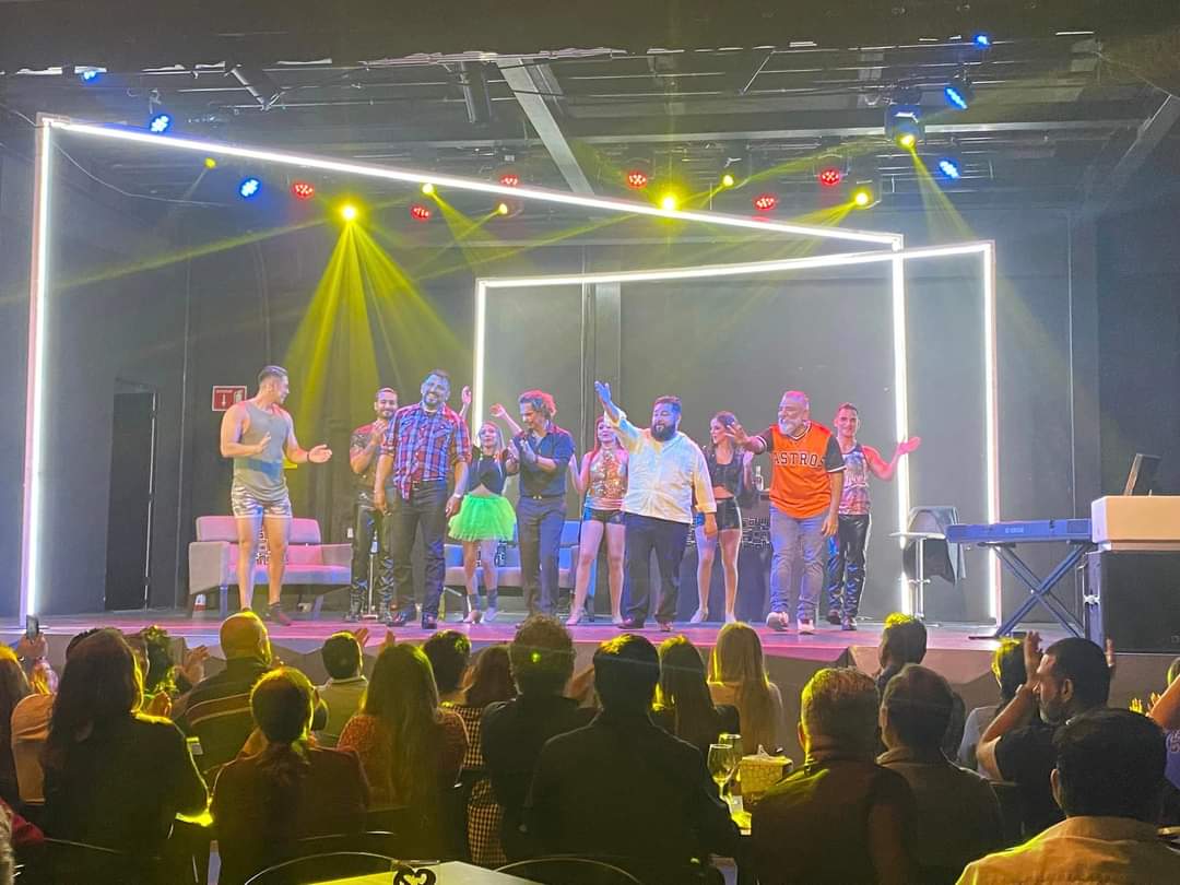 EduiTijerina's tweet photo. Gracias a quienes llenaron el #ForoDiDi de #Monterrey, #NL para el #estreno de #SUGARS.
Lamenté no poder estar con Ustedes, pero ya me contarán y compartirán sus impresiones.
Espero la hayan disfrutado tanto como yo gocé escribiéndola.
¡#Gracias, gracias, gracias! https://t.co/tbddinDext
