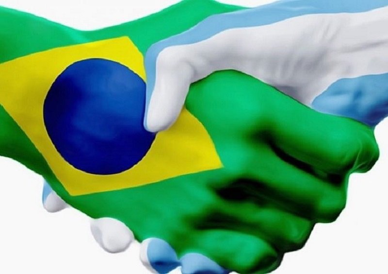 RicaNakai's tweet photo. 🚨 Auditoria argentina aponta fraude nas urnas eletrônicas. Equipamentos de modelos anteriores a 2020 chegaram a registrar 0 votos para Bolsonaro. 

#Fraude
#BrazilWasStolen https://t.co/au5cbIi6JG