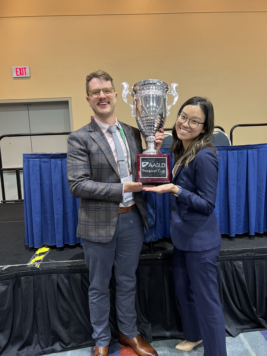 I am beaming with pride for my former @emoryimchiefs coresident! Congrats to @francesleemd and @InstantAlan for there amazing debates at @AASLDtweets #TLM22 #gradymade