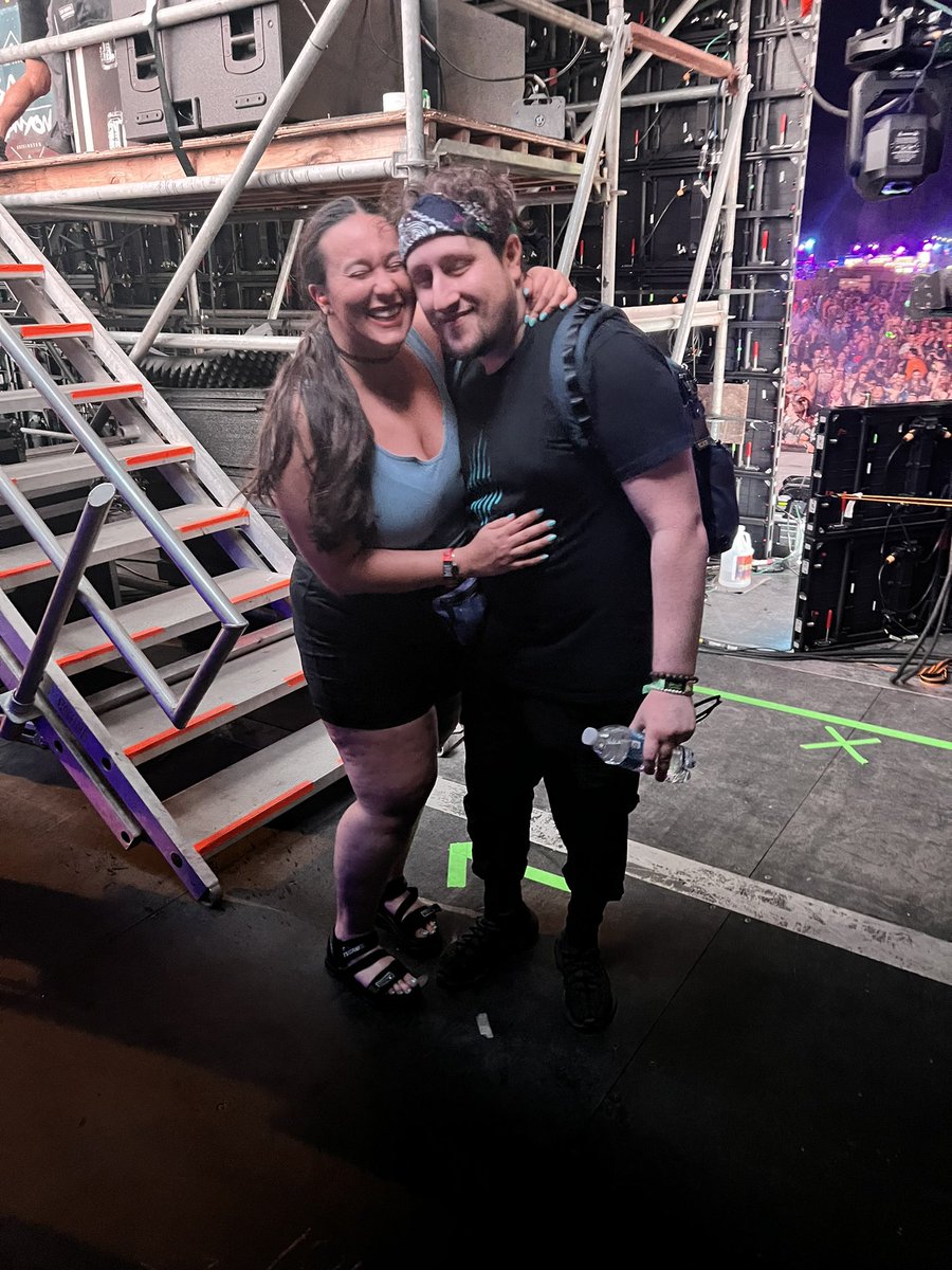 Happy Birthday to my love bug <a href="/NurkoMusic/">NURKO💧</a> !!!!  Can’t help loving you!!!