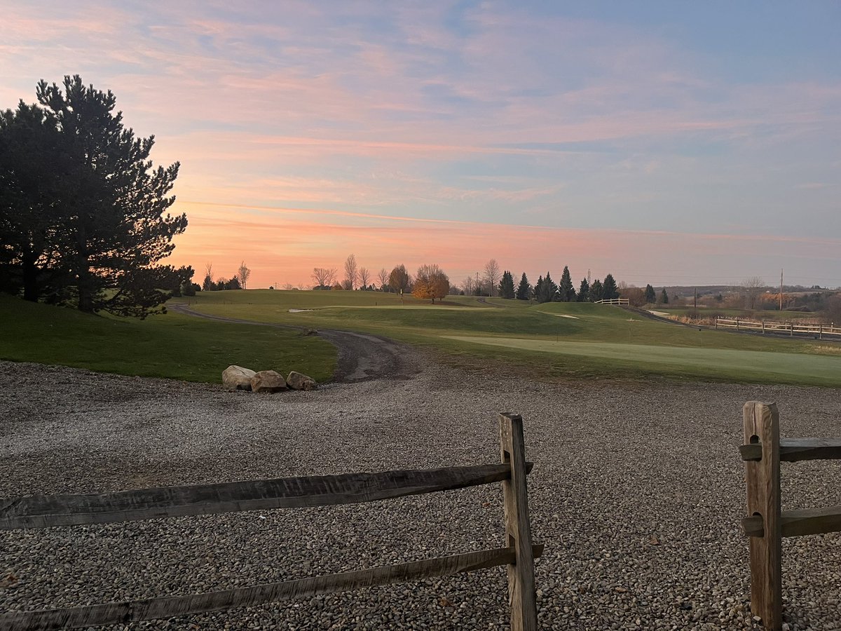 ConcordCrest's tweet photo. 7:39 AM vs 6:16 PM #NovemberGolf #FallBall https://t.co/fE5MMa99Zj