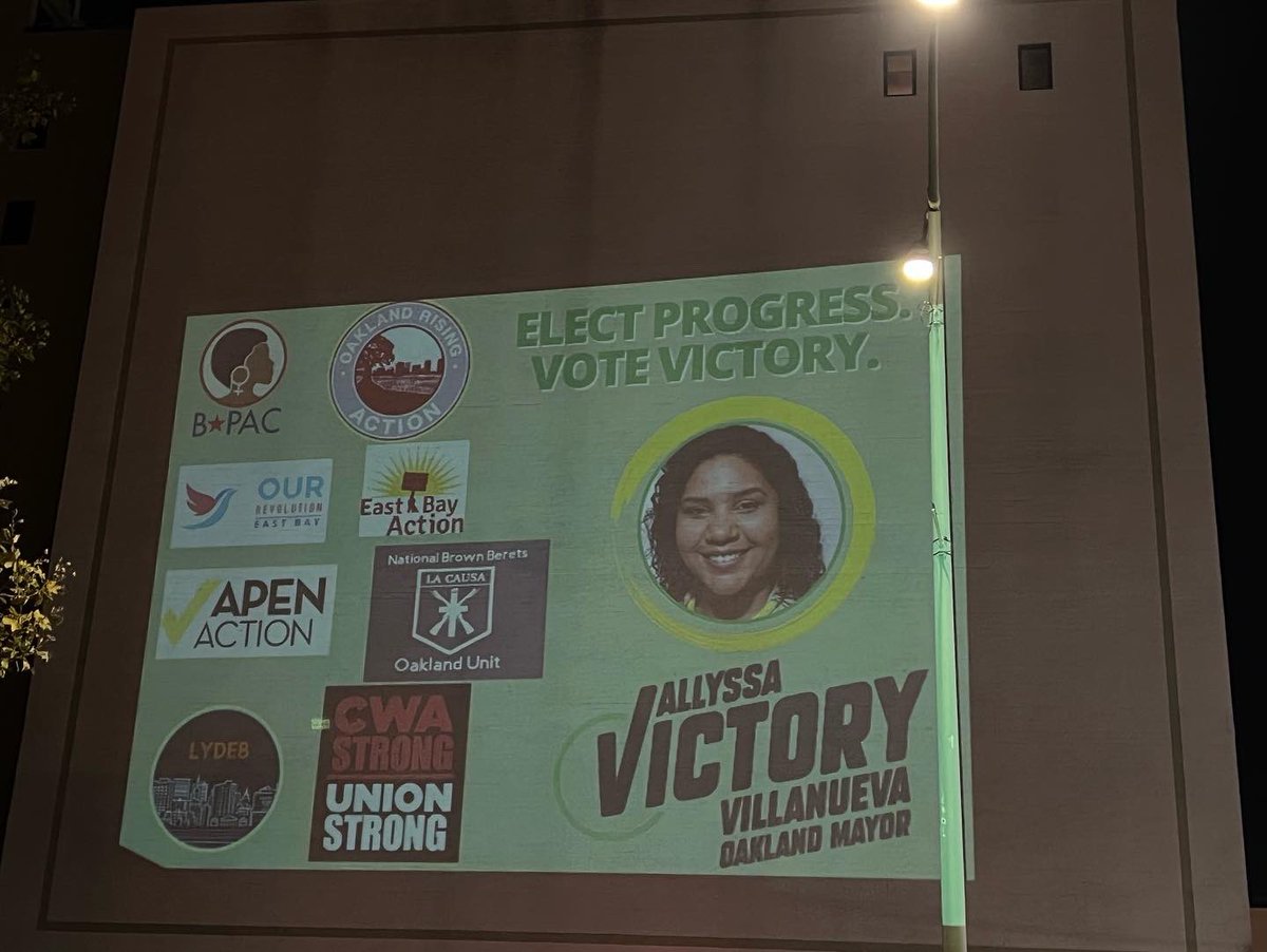 Victory4Oakland's tweet photo. Join us at First Friday starting at 6:00pm at Grand and Telegraph for voter outreach, voter reg, digital posters, and more! ๐
Volunteer with us all election weekend at https://t.co/ax1jFgcUlL
#Victoryforvoters #VoteVictory #electprogress #Villanueva #Oakland https://t.co/Wgn3XcMCF7