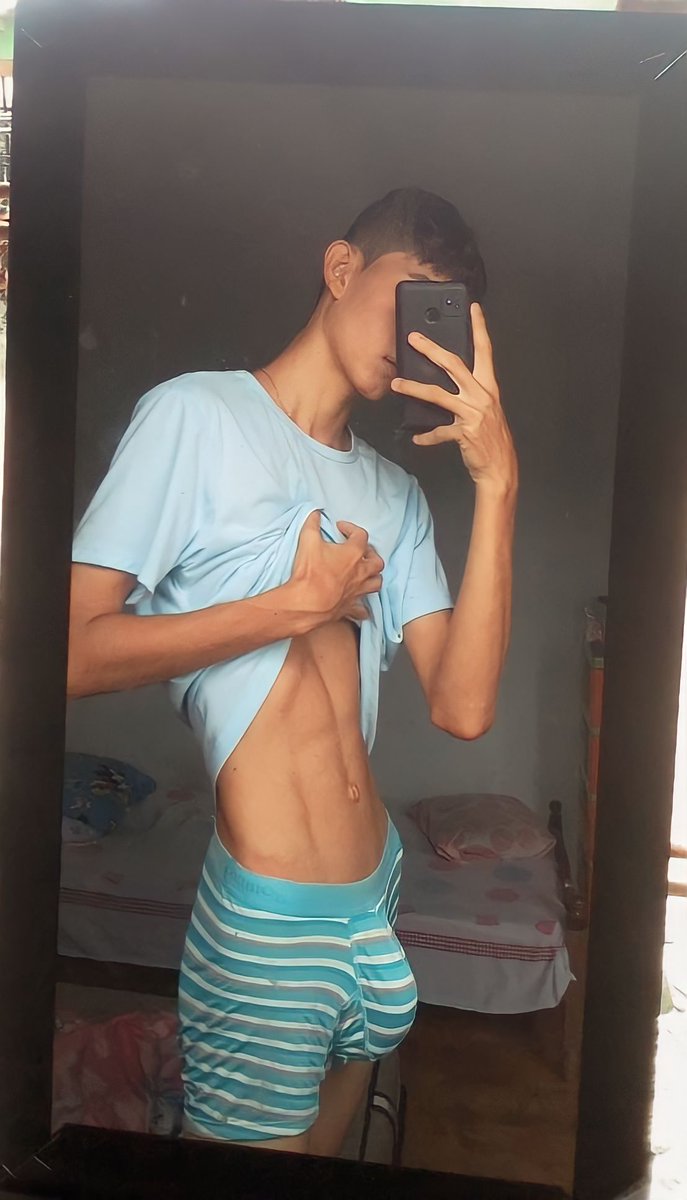 Koruteh's tweet photo. Yo cree el azul haha

Venta al DM!! https://t.co/1EN48BJFXl