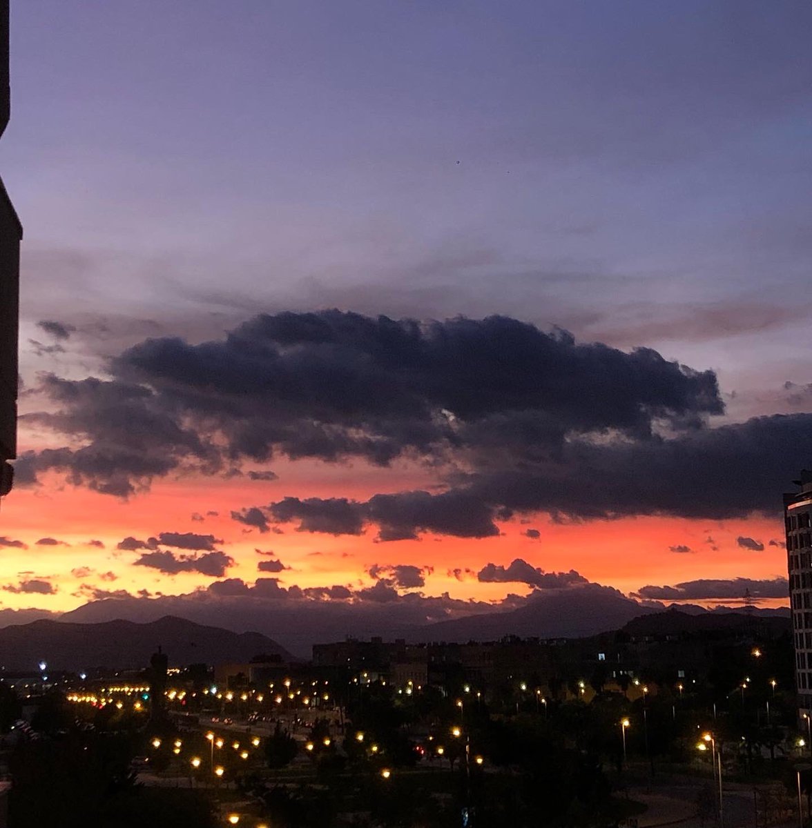 alejandrajs98's tweet photo. #sunset 💜 https://t.co/w7tjqvmZyl
