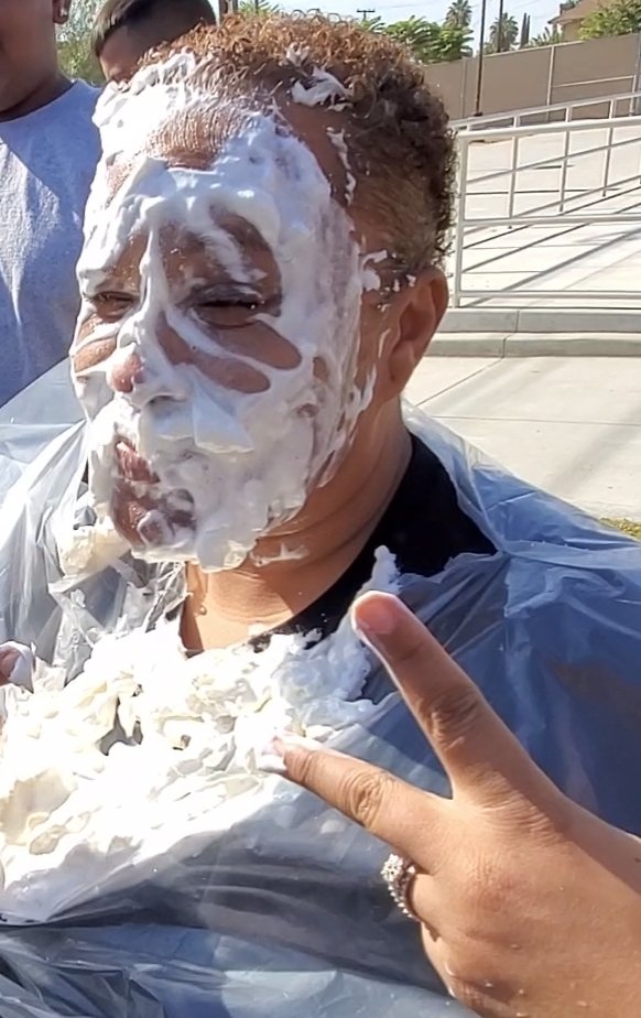 Make the grades... give your teacher a 🥧 in the face! Str8 A students=disaster for me #teambcsd #GoWildcats  <a href="/Williams_BCSD/">Williams Elementary BCSD🐾</a>