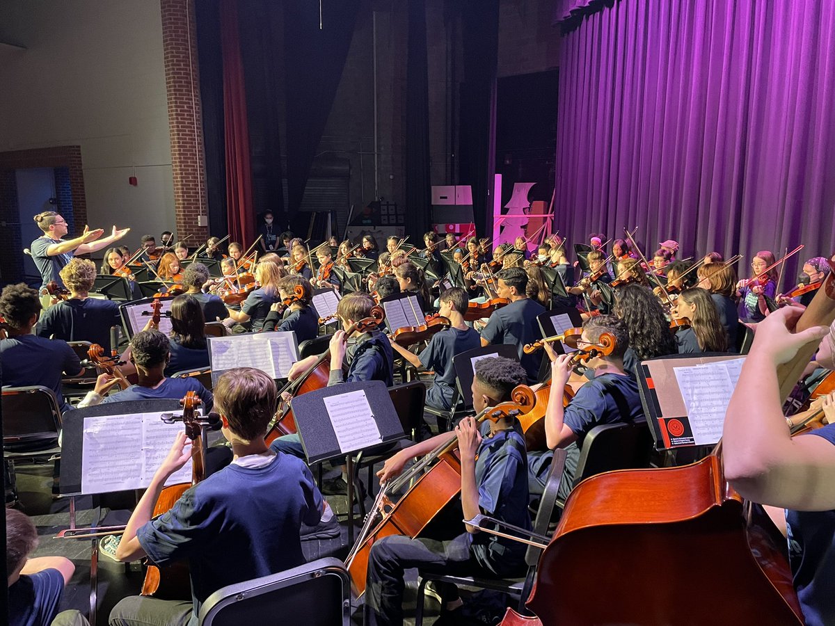 Our amazing Apex Strings! 🎶 <a href="/ApexArts_aacps/">Apex Arts AACPS</a> <a href="/BHSAACPS/">Broadneck HS</a> <a href="/MusicAACPS/">MusicAACPS</a> <a href="/whbatesaacps/">Wiley H. Bates</a> <a href="/BPMSbuzzAACPS/">Brooklyn Park Middle</a> #ApexArts #CreateYourWayUp #AACPSAwesome