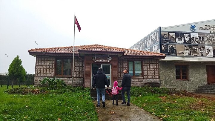Rize'de CHP yönetimindeki Fındıklı Belediyesi, 4-6 yaş arası çocuklara eğitim verilen Reyyan Kur'an Kursu'nu tahliye ettirmeye çalıştı. 

Tahliye kararı Fındıklı Kaymakamlığı'nın mahkemeye yaptığı başvuru sonrası durduruldu.