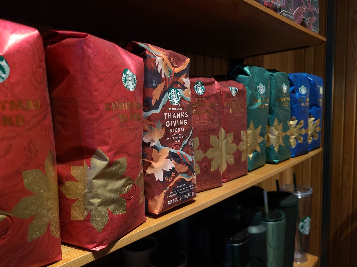 OfNerdAnMarvel's tweet photo. Nothing like the holiday season starting up at Starbucks again! Red aprons and cute merch and friendly customers! #holidayseason #StarbucksHoliday #starbucks #coffee #cutemerch #redaprons #red #coffeebeans #TXSTMojo https://t.co/Il4a7jtDY9