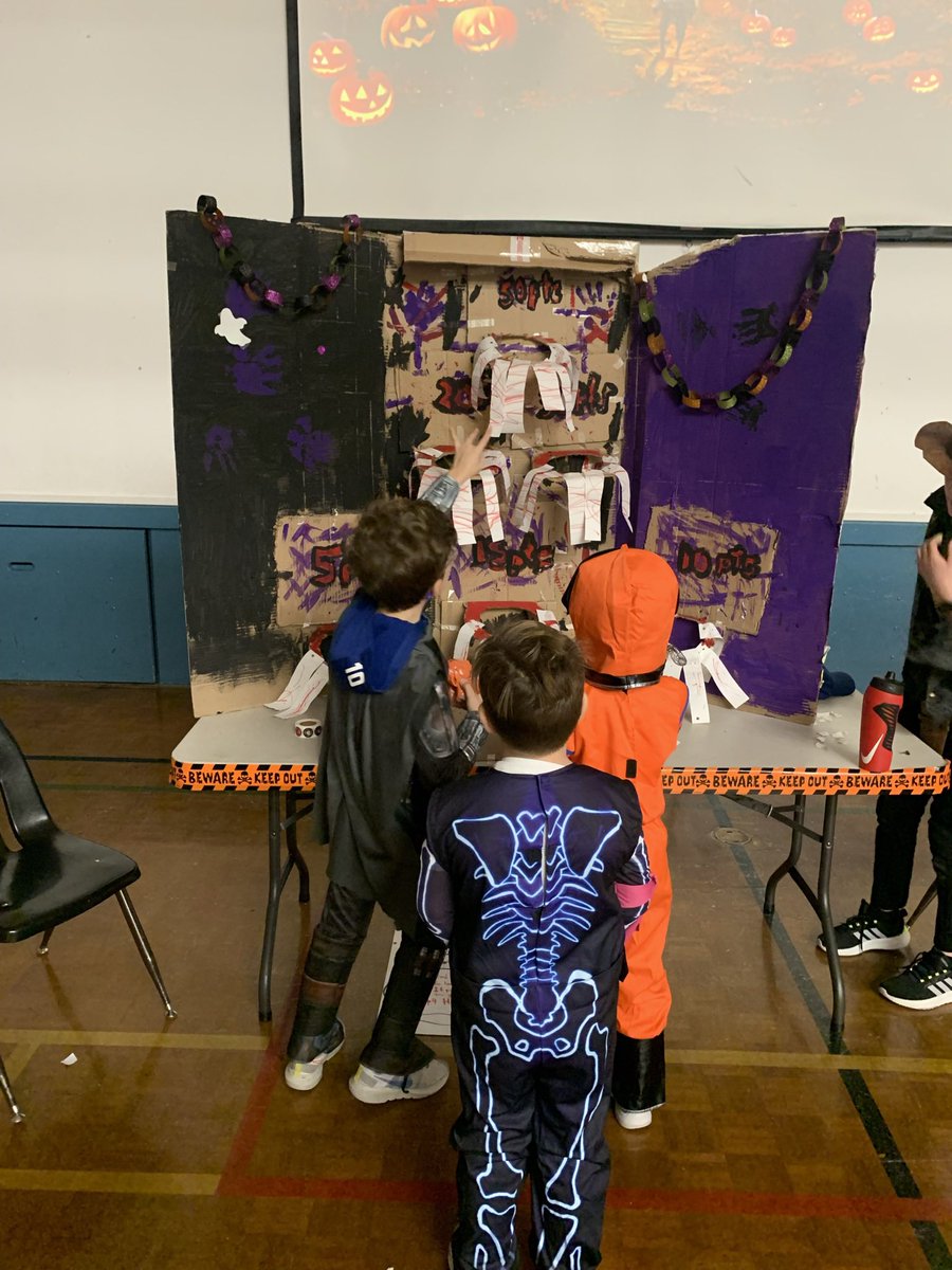 St. Charles School tweet media