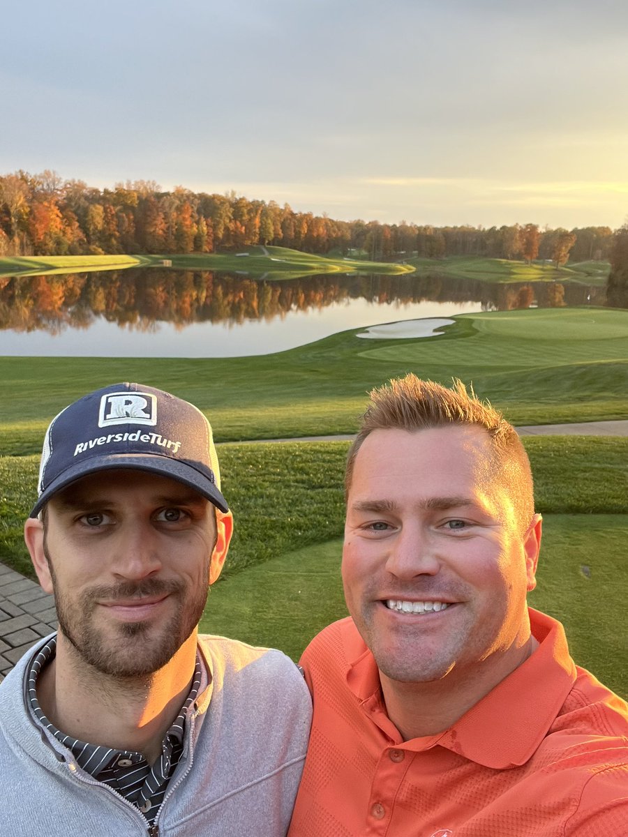 mstowers4269's tweet photo. 2022 @VirginiaGCSA Match Play
Champs are here!!! Thank you
@Syngenta and @HarrellsLLC. Great
opportunity to play @kinlochgolfclub
place is every golfers dream. @AdvancedTurf Shout
out to my partner Garrison from
@RiversideTurf #vgcsa #matchplay #advancedturfsolutions https://t.co/O9LRScWkc9