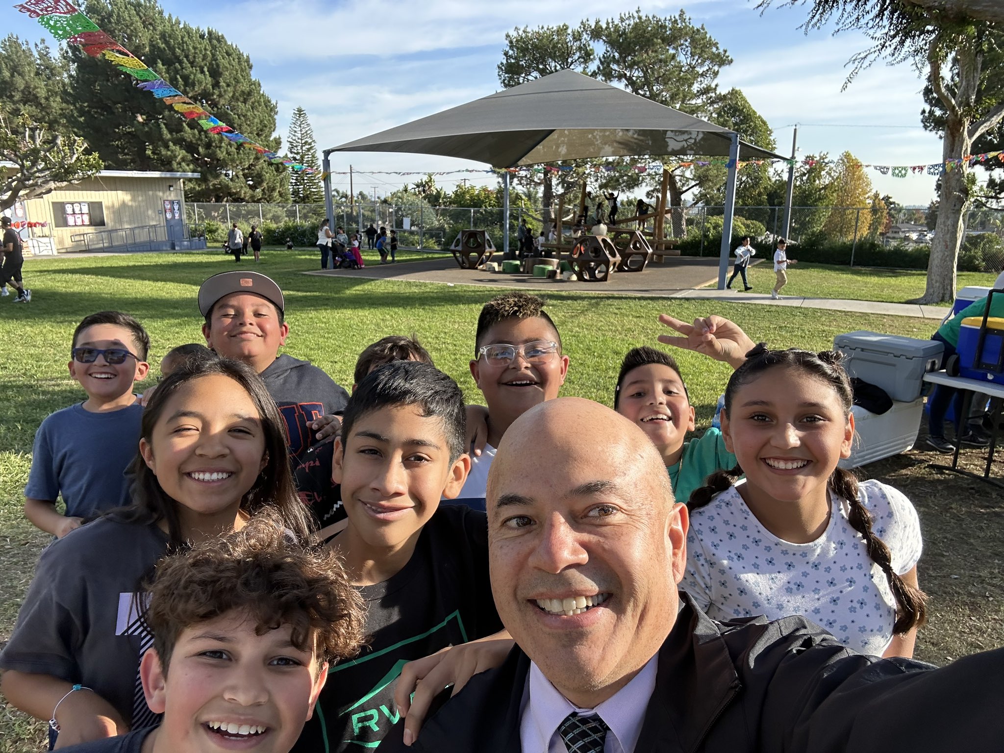 Dr. Carlos on Twitter "LHCSD Ladera Palma Dual Immersion Dia De Los