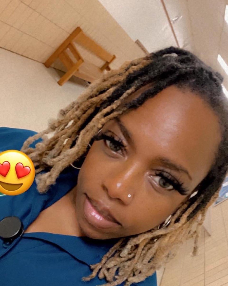 msrandb's tweet image. HAPPY FRIDAY YALL WE MADE IT🔥🍑💯💜✅😍😍😍
*Take time out to enjoy the view*🌞🌞🌞
LOVE YOU BYE!💋💜❤️