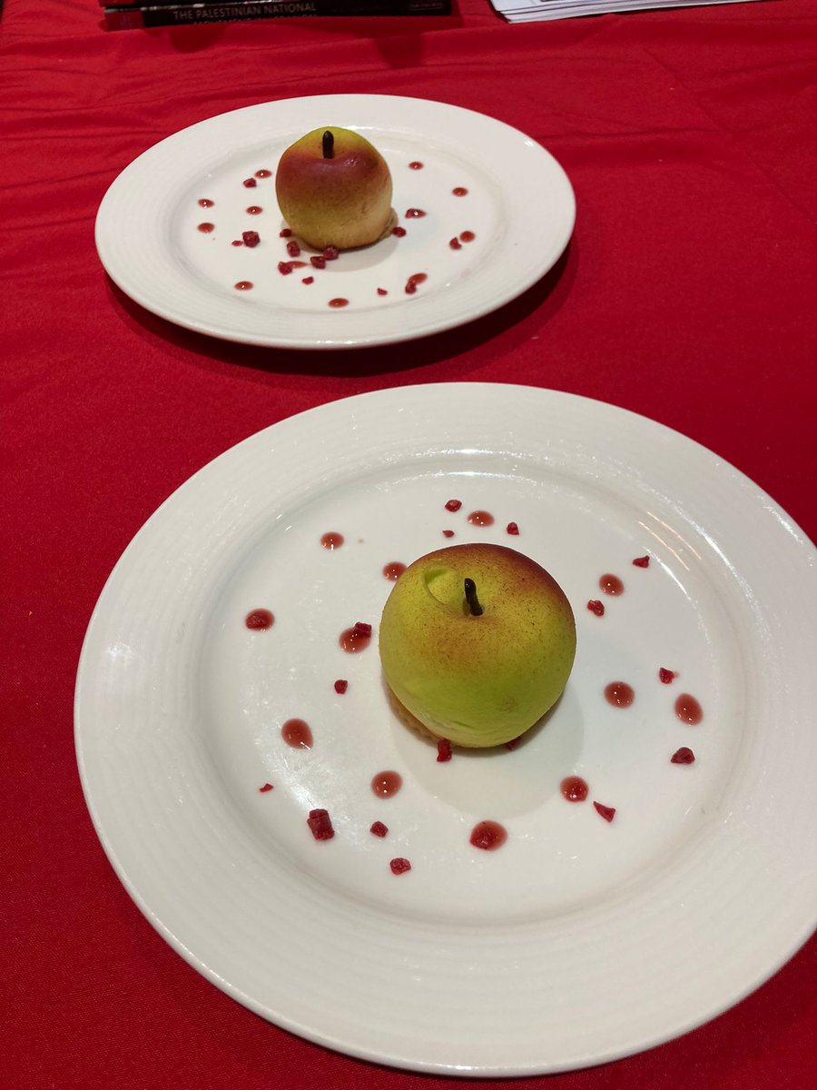 MiddleEastMnt's tweet photo. And then, there was dessert...
#PBA22 #PALESTINE #PALESTINEBOOKAWARDS2022 #Food https://t.co/W07ihJKj2r