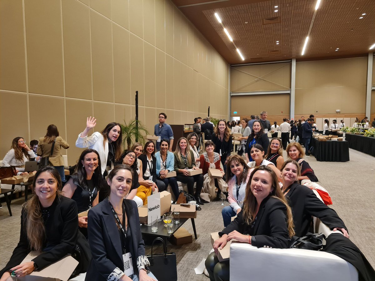 Gran reunión de <a href="/WeInvest4/">WeInvest Latam</a> y emprendedoras en #TESTnINVEST <a href="/EmprendedoraLAC/">Emprendedora LAC</a> <a href="/marta_cruz/">marta cruz</a> <a href="/RoblesSusanaro/">Susana Garcia Robles</a> <a href="/NataliaGonzVela/">Natalia Gonzalez Vela</a> <a href="/paulagiraldog/">Paula Giraldo</a>