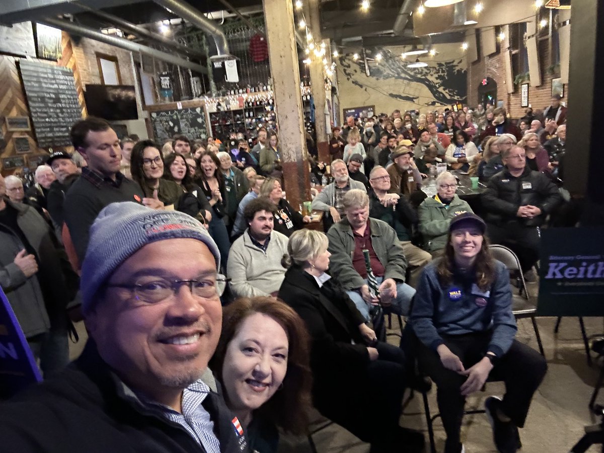 keithellison's tweet photo. Winona is fired Up!  Let’s get out the VOTE.  ⁦@DanWilsonMN⁩ ⁦@MinnesotaDFL⁩ ⁦@peggyflanagan⁩ https://t.co/DQUUYaQC1W