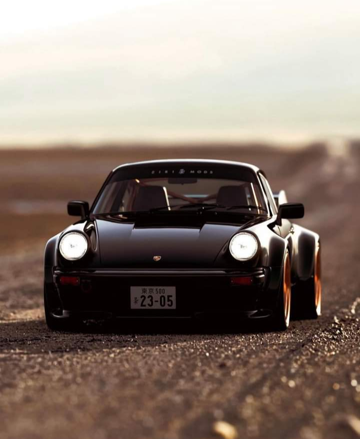 Oscarol95842891's tweet photo. #Porsche 🖤👀🏁 https://t.co/SMdZ0Sil6v