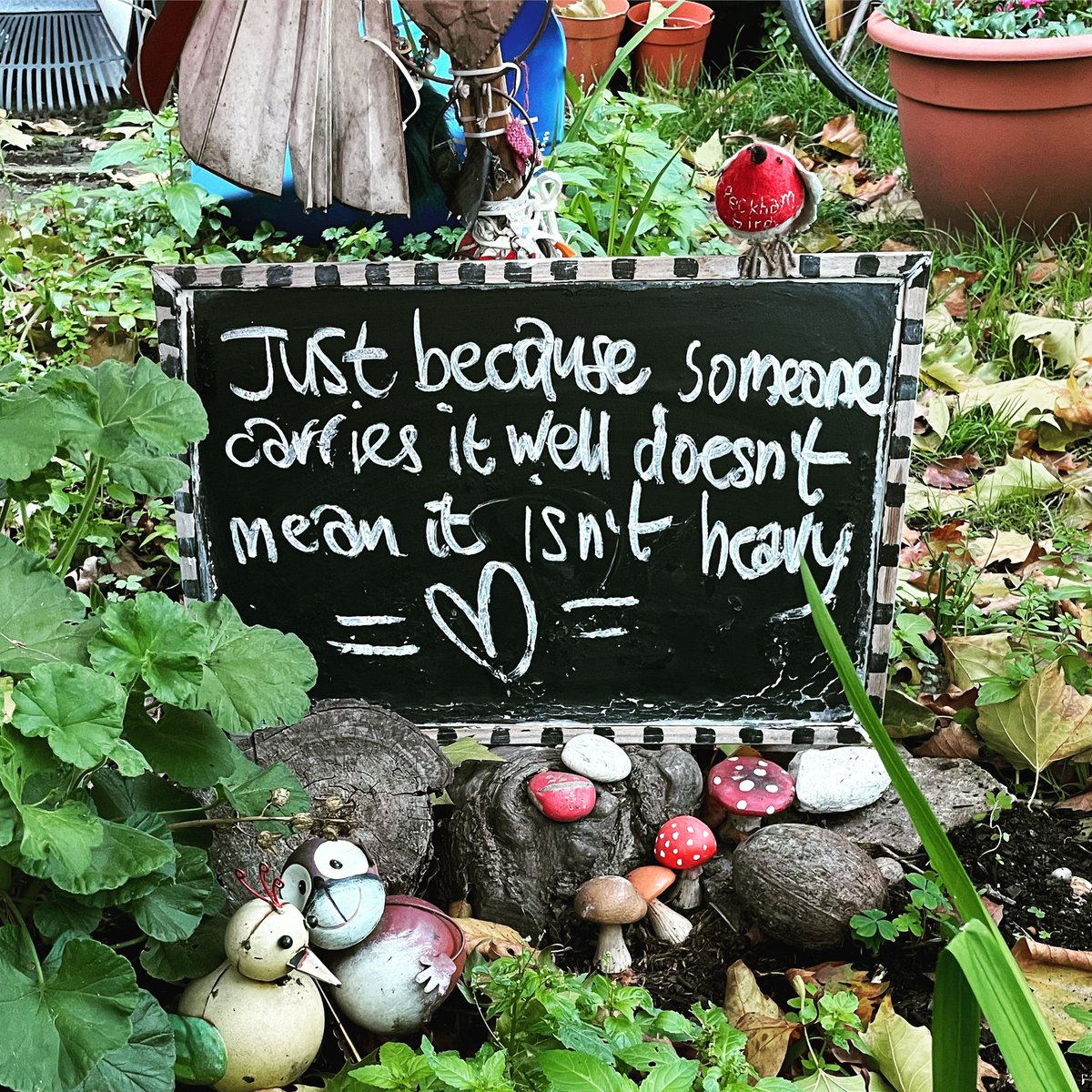 peckhambird's tweet photo. #justbecause #someonecarriesitwell #itisnotheavy #doesnotmean #kindiscool #peace #please #peaceplease #beyou #kindness #wishing #Everyone #light #love #laughter and #joy in your s #hearts 🌈❤️ https://t.co/FXW2BaeTdC
