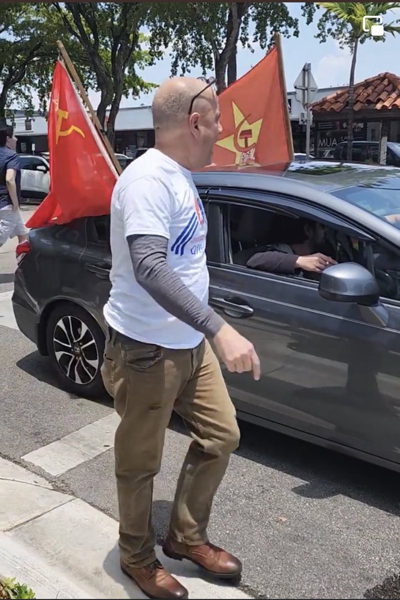 joaco537's tweet photo. @JoeCarolloNow Commissioner Did You Know That #CarlosLazo And #PuentesDeAmorCuba Do A #CommunistCaravanDrive Thru Your #District,3 Sunday Of Each Month,Displaying Openly #CommunistFlags, Did You Knew #Commissioner On The Heart Of #LittleHavana #CommunistFlags,#DoSomething 👀🚨🫵🏽 https://t.co/JVPXtW7uBF