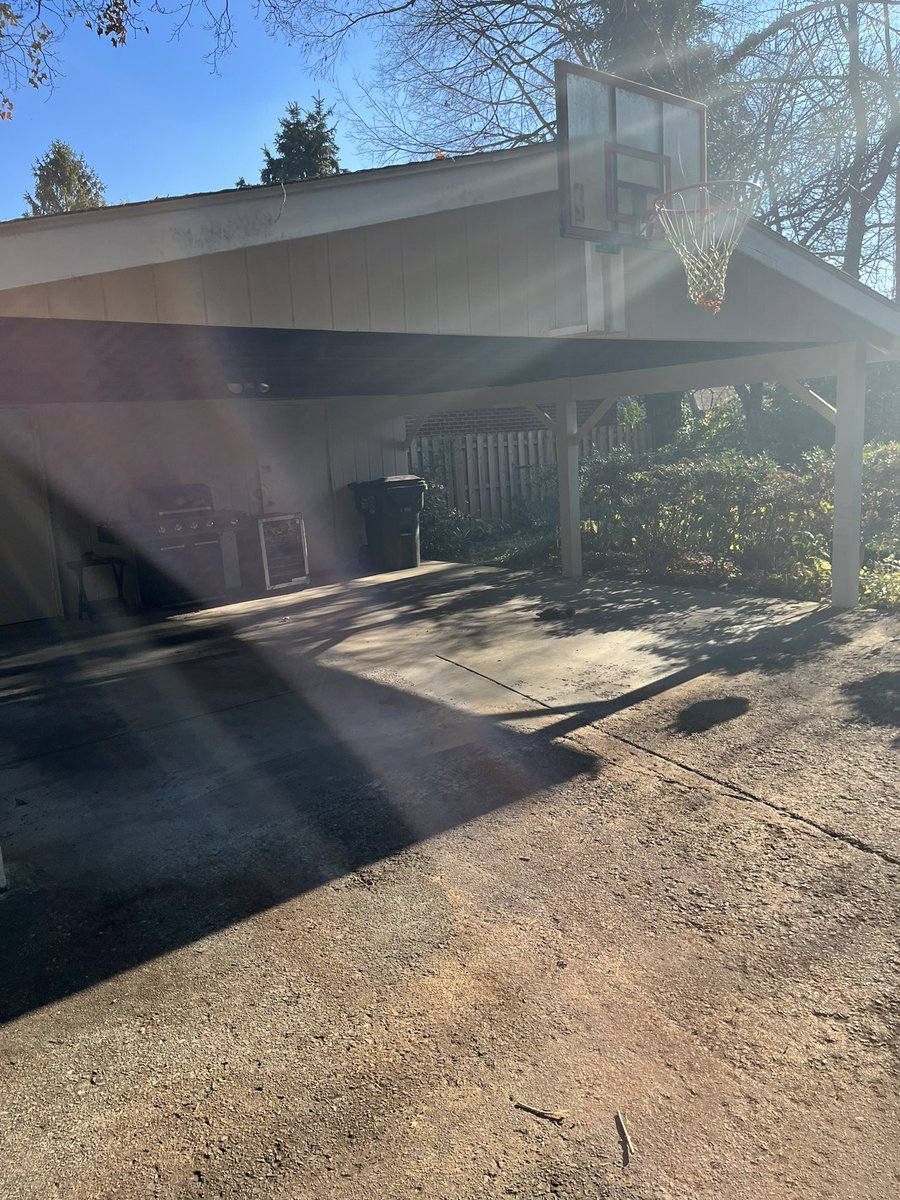 Spencer Free tweet media