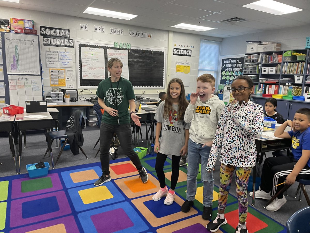 thefrogpond102's tweet image. #MontysMorningShow went on location to @MsLee_4th and #CampChamp today! Kindness counts! Sprinkle it everywhere! @montclair_elem