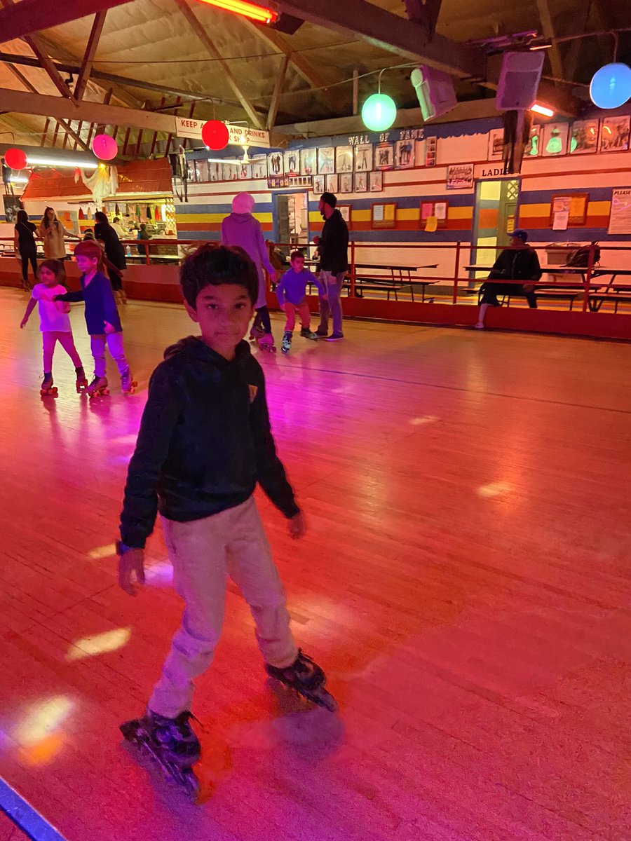 KindiAcademy's tweet photo. Roller skating Family Night ❤️ https://t.co/kpF0cWco0C