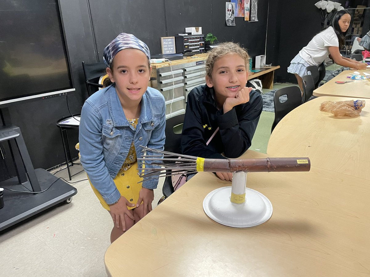 MrsCannonTMS's tweet photo. We’re a couple weeks into our technical theatre unit, and this week students in Theatre I constructed props from a musical or play of their choosing using trash/ recyclable items. These kids are so creative— some props even do tricks! ✨#onetimberview @TimberviewMS @TMSTheatre https://t.co/Lj9uVtEypE