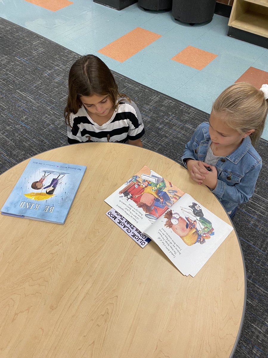 We looooooove book buddies!! Happy Friday!!