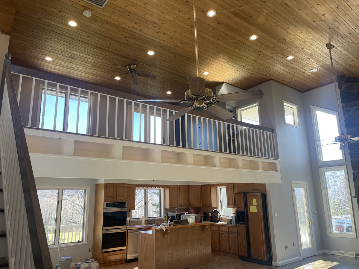Floorandpaint's tweet photo. Denver project painting Refinish redoak hardwood flooring satin dark gray satin oil base finish https://t.co/Qaf9isFeep