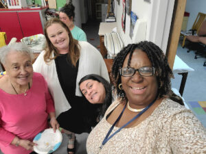 We are excited to fund the TENDERLOVE COMMUNITY CENTER for another grant season! They do AMAZING work to help folks ( mainly women) coming out of incarceration to rebuild their life again:tenderlovecommunitycenter.org

(Image: TLCC website)

#uwcnm #tenderlovecommunitycenter