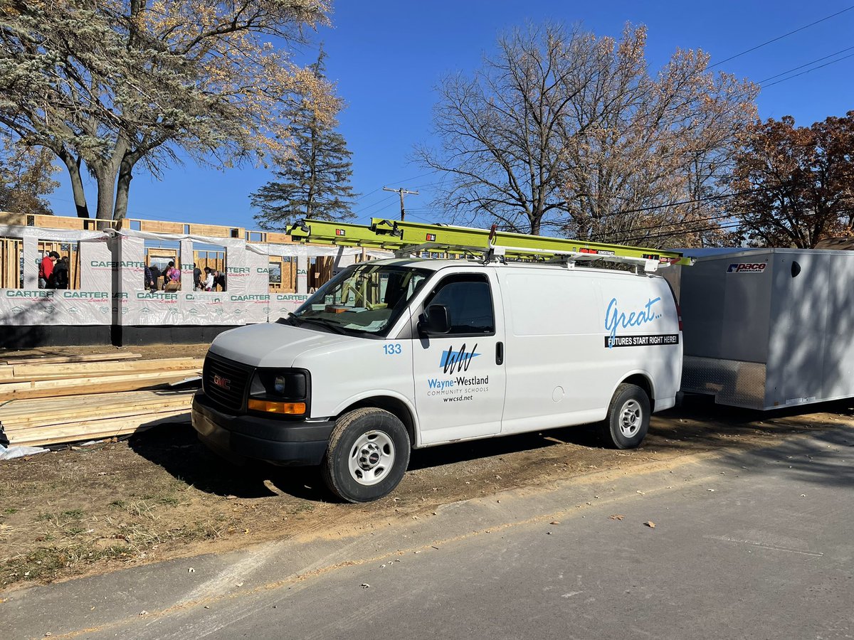 FordCTC's tweet image. Building great futures!  #fordctc #skilledtrainedready #edpathwaystosuccess #greatfuturesstartrighthere